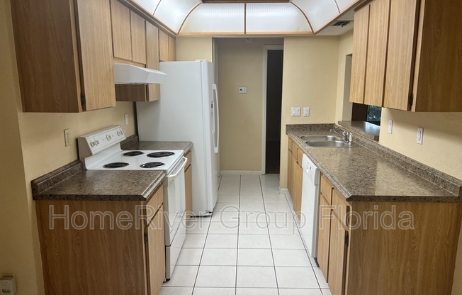 3 beds, 2 baths, 1,535 sqft, $2,495