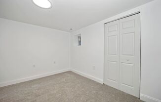 Recently Renovated // 2 Bedroom 1  Bathroom Condo // U-Street Corridor//