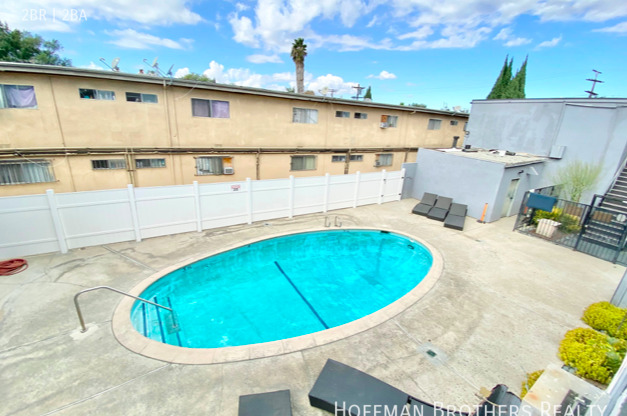 2 beds, 2 baths, $2,150