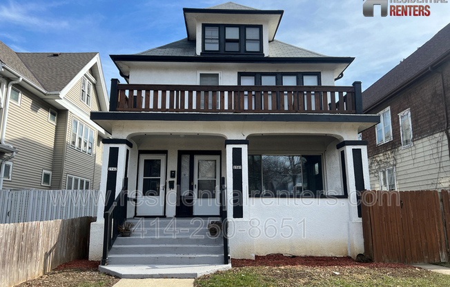 2742 N 40 ST