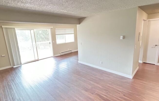 1 bed, 1 bath, 660 sqft, $1,750, Unit 214