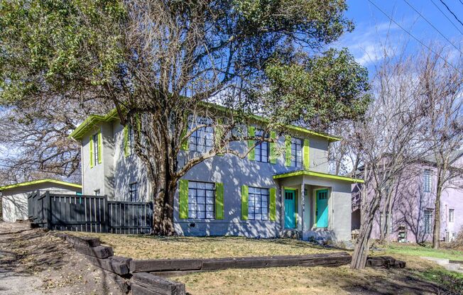 3904 Maplewood Ave
