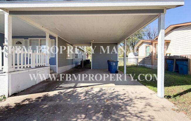 102 Sunset Circle - Charming 3 Bedroom, 2 Bathroom Home in Alvarado, TX!