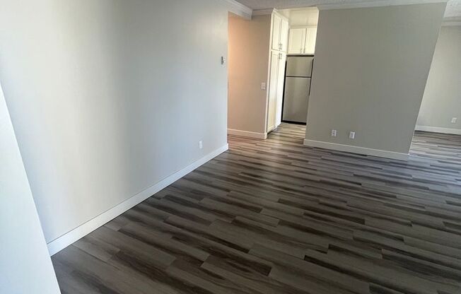 2 beds, 2 baths, 1,015 sqft, $3,025, Unit 208