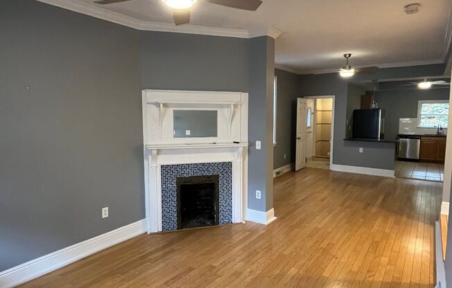 418 Noble Street - Available Now!