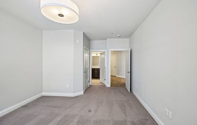 2 beds, 2 baths, 1,304 sqft, $3,484, Unit 3207