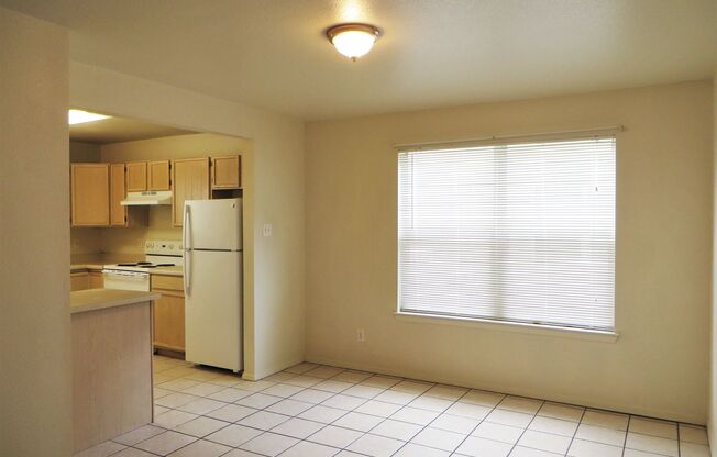 2 Bedroom 2 Bathroom Unit In Georgetown