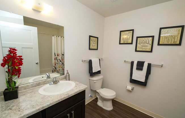 Bathroom Fitters at Trade Winds Apartment Homes, Nebraska