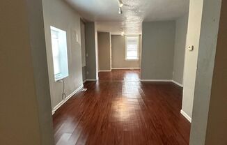 2 beds, 1 bath, 1,400 sqft, $850, Unit 1F