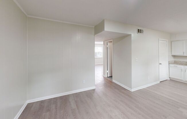 3 beds, 2.5 baths, 1,425 sqft, $1,500, Unit 09G