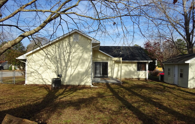 3 beds, 2 baths, $1,595