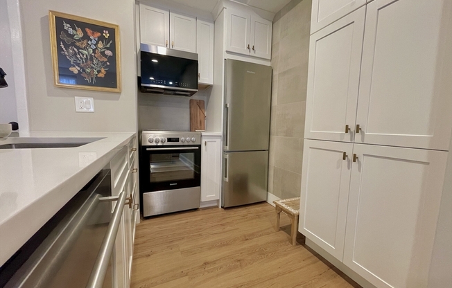 1 bed, 1 bath, 477 sqft, $2,500, Unit 12