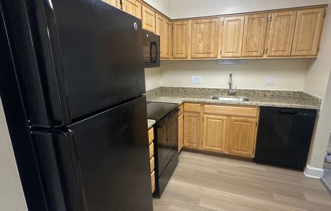 1 bed, 1 bath, 745 sqft, $1,825, Unit 14233 #302