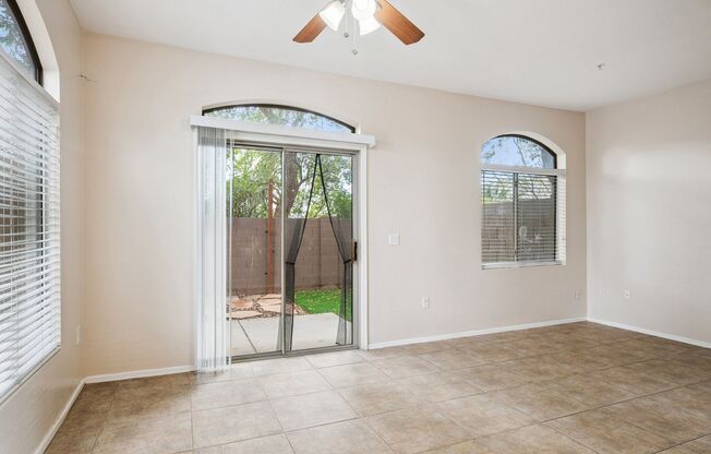 Charming 3-bed, 2-bath townhome in gated community!