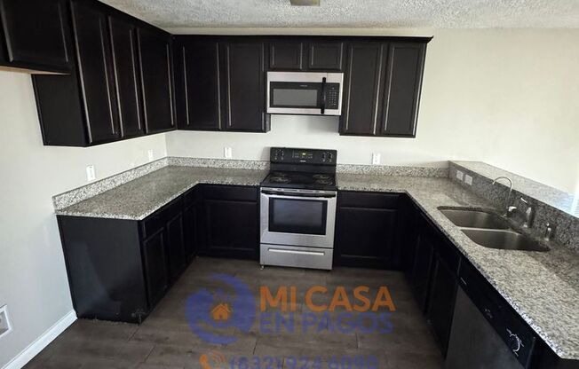 Gorgeous all renovated Home in Cleveland, TX!.