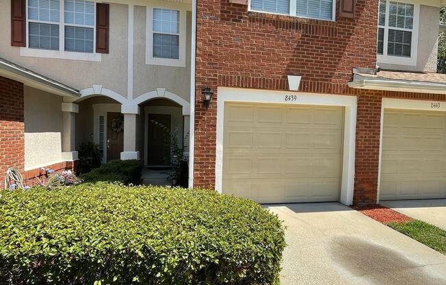 8439 Twisted Vine Court