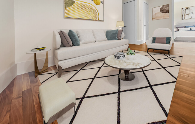 1 bed, 1 bath, $5,500, Unit 31