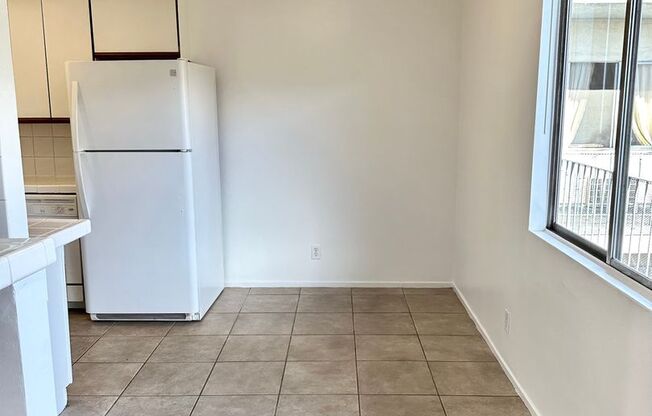 2 beds, 1 bath, $2,590, Unit 310