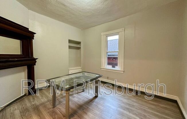 1017 EMPORIA ST
