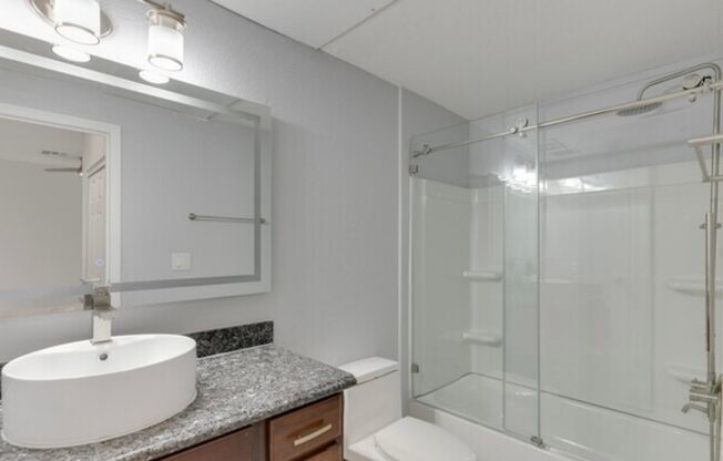 1 bed, 1 bath, 1,050 sqft, $1,695