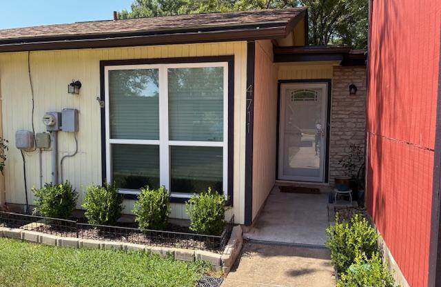 4711 YUCCA HL DR