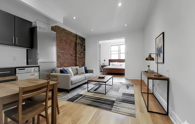 1 bed, 1 bath, 675 sqft, $3,200, Unit 5A