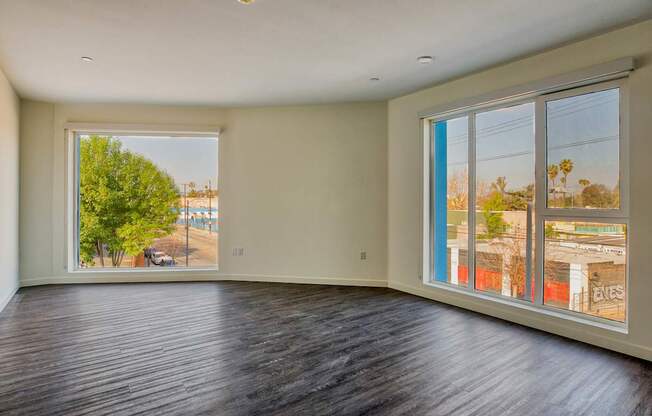 ELEVATED LOS ANGELES, CALIFORNIA APARTMENTS