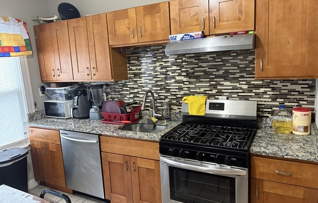 12 FAIRMONT PL