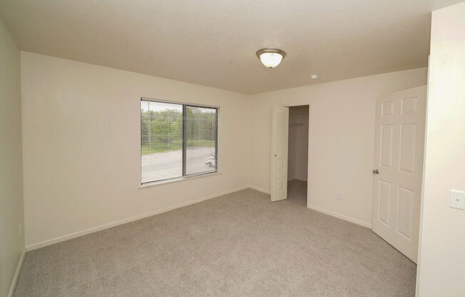 Spacious Walk-in Closets at Arbor Lakes Apartments in Elkhart, IN