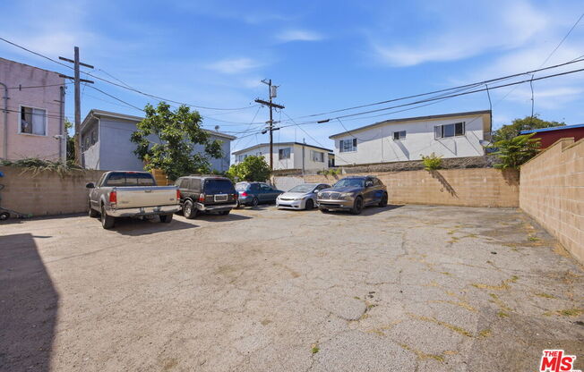 4841 W 18 ST