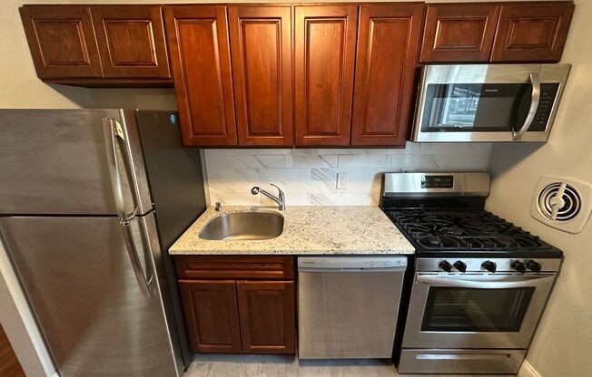 1 bed, 1 bath, $2,150