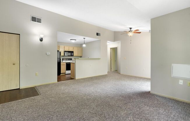 1 bed, 1 bath, 750 sqft, $1,095, Unit 3346D