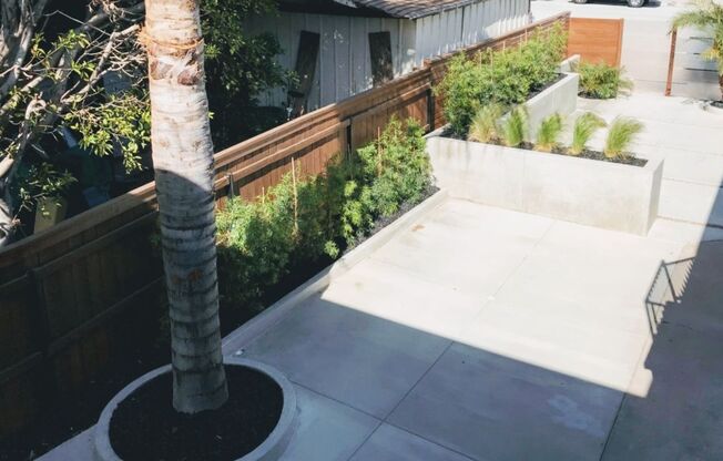 Studio, 1 bath, 450 sqft, $1,795, Unit Unit 05
