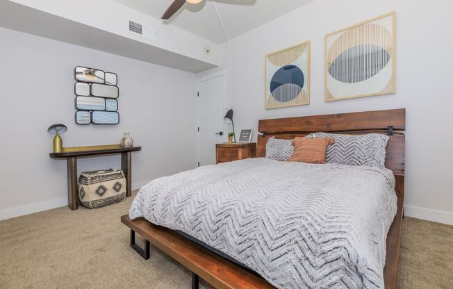 1 bed, 1 bath, 700 sqft, $1,500, Unit B217