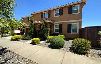 4 beds, 2.5 baths, $3,150