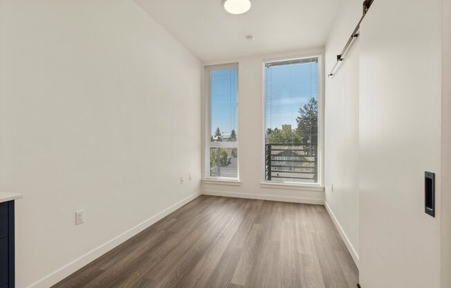 1 bed, 1 bath, 414 sqft, $1,695, Unit 101
