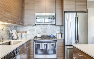 342 W CHESTNUT