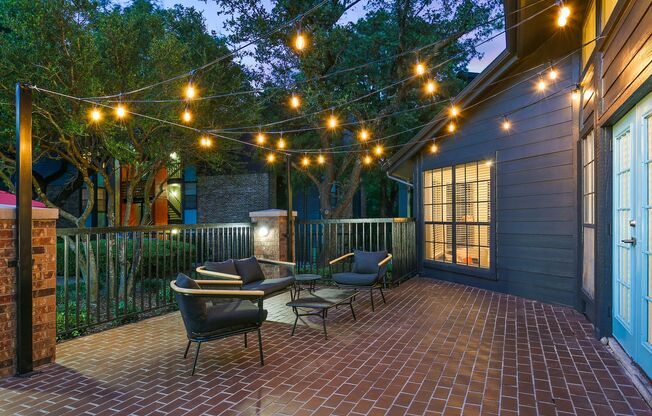 Aroya Apartment Homes