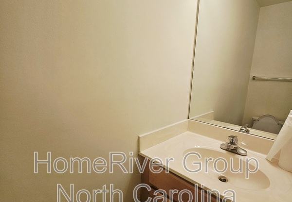 3764 WINBORNE LN