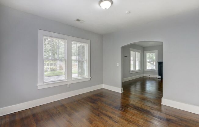 Large 3BR/2BA Downtown Home Walking Distance to Daffin Park