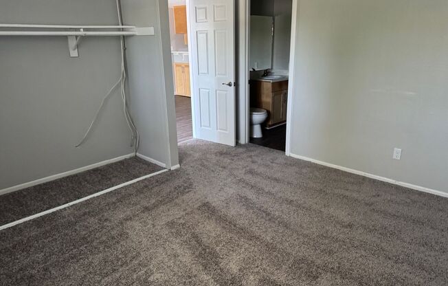 2 beds, 1.5 baths, 866 sqft, $2,695, Unit 810P6