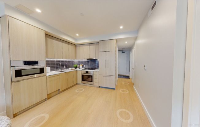 2 beds, 2 baths, 867 sqft, $4,195, Unit 701