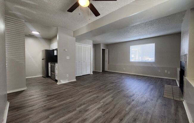 2 beds, 1 bath, 850 sqft, $1,125, Unit 1835ZD-C