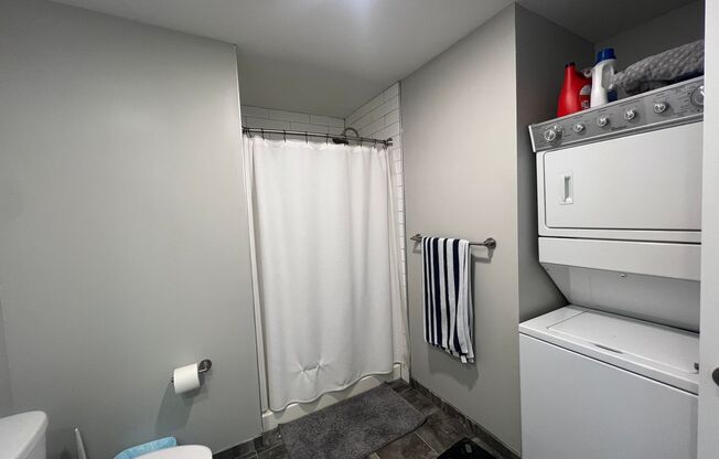 1 bed, 1 bath, 662 sqft, $1,695, Unit NK-806