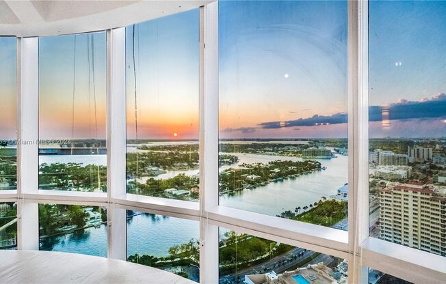 2 beds, 2 baths, 2,070 sqft, $10,900, Unit 6301 Collins Ave # PH-7 (A11690063)