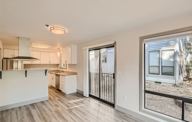 12606 Bellevue