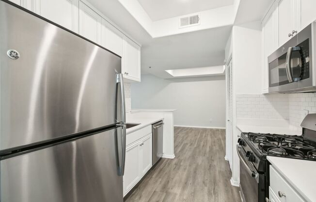 2 beds, 2 baths, 1,200 sqft, $3,498, Unit 218