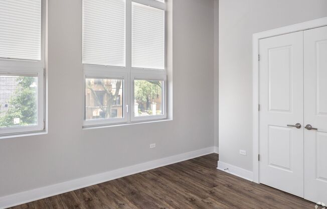 3 beds, 2 baths, 1,405 sqft, $5,620, Unit 3833-224