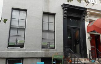 912 St. Paul St,