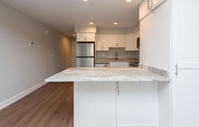 Studio, 1 bath, 460 sqft, $1,795, Unit 201C